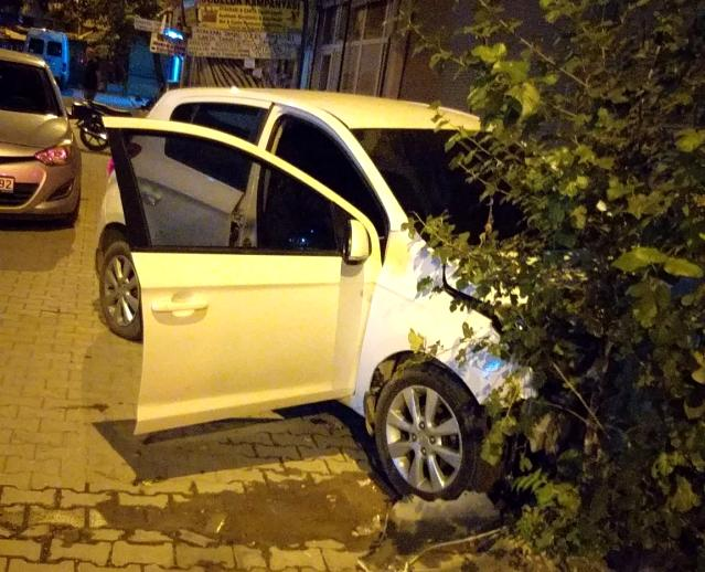 Kaza yapan otomobilden uyuşturucu çıktı